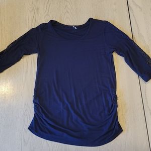 Maternity shirt